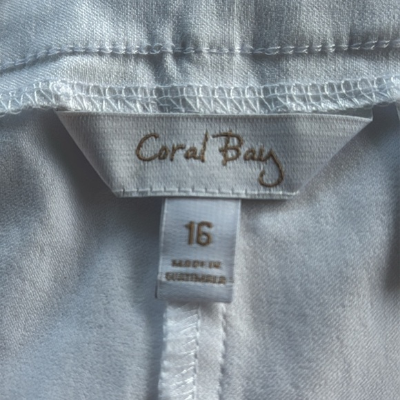 Coral Bay white Easy Care elastic comfort waist Bermuda style shorts size 16 - Picture 10 of 14